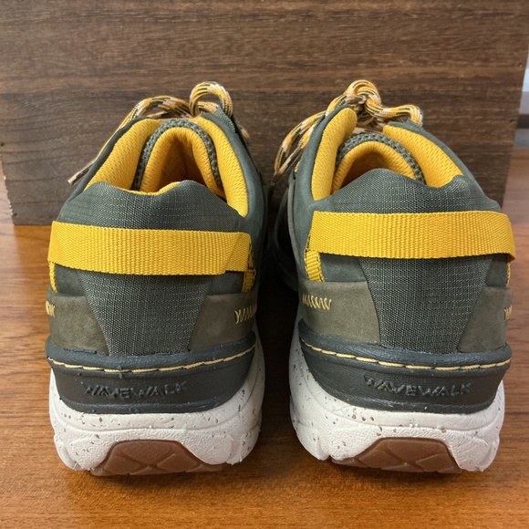 Clarks Women Wave Range AP Leather Olive Yellow Walking Shoe Size 7.5 - Picture 5 of 7